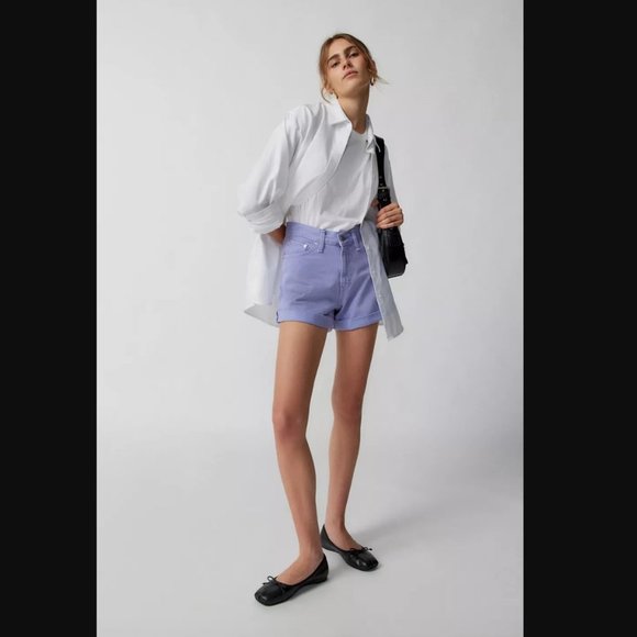 Levi’s ‘80s Rolled Mom Denim Short - Dusty Persian Violet 28" NWT - Picture 2 of 9
